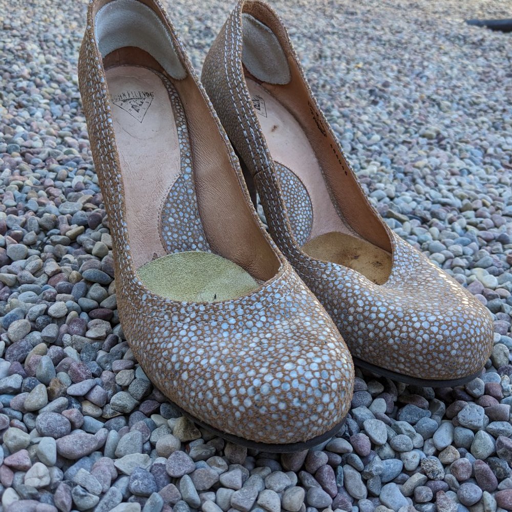 John Fluevog Attention Paris heel